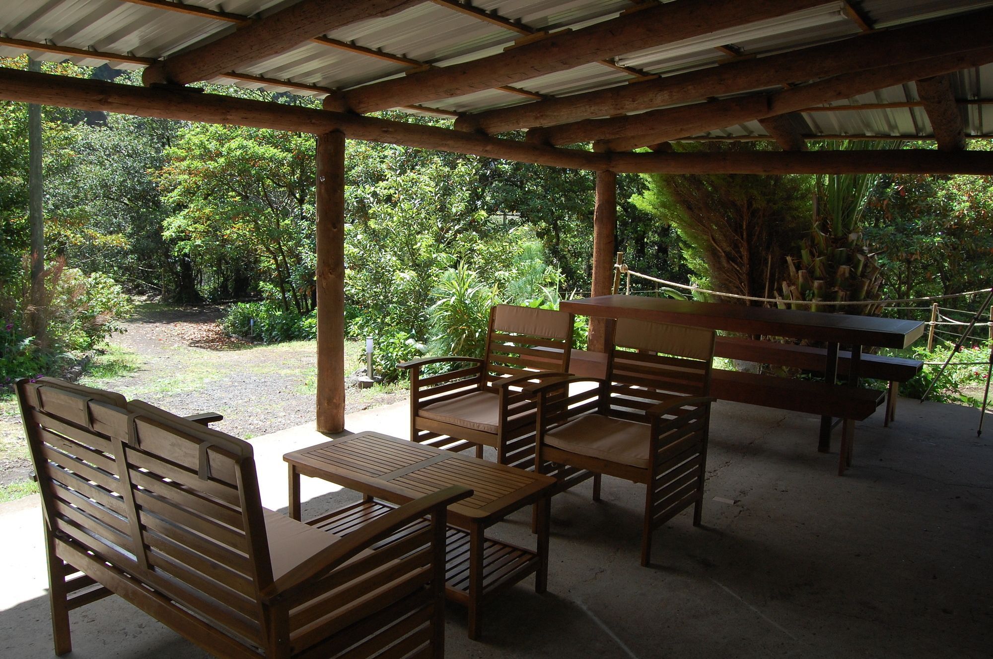 Nature Inn Madeira - Glamping بورتو مونيز المظهر الخارجي الصورة